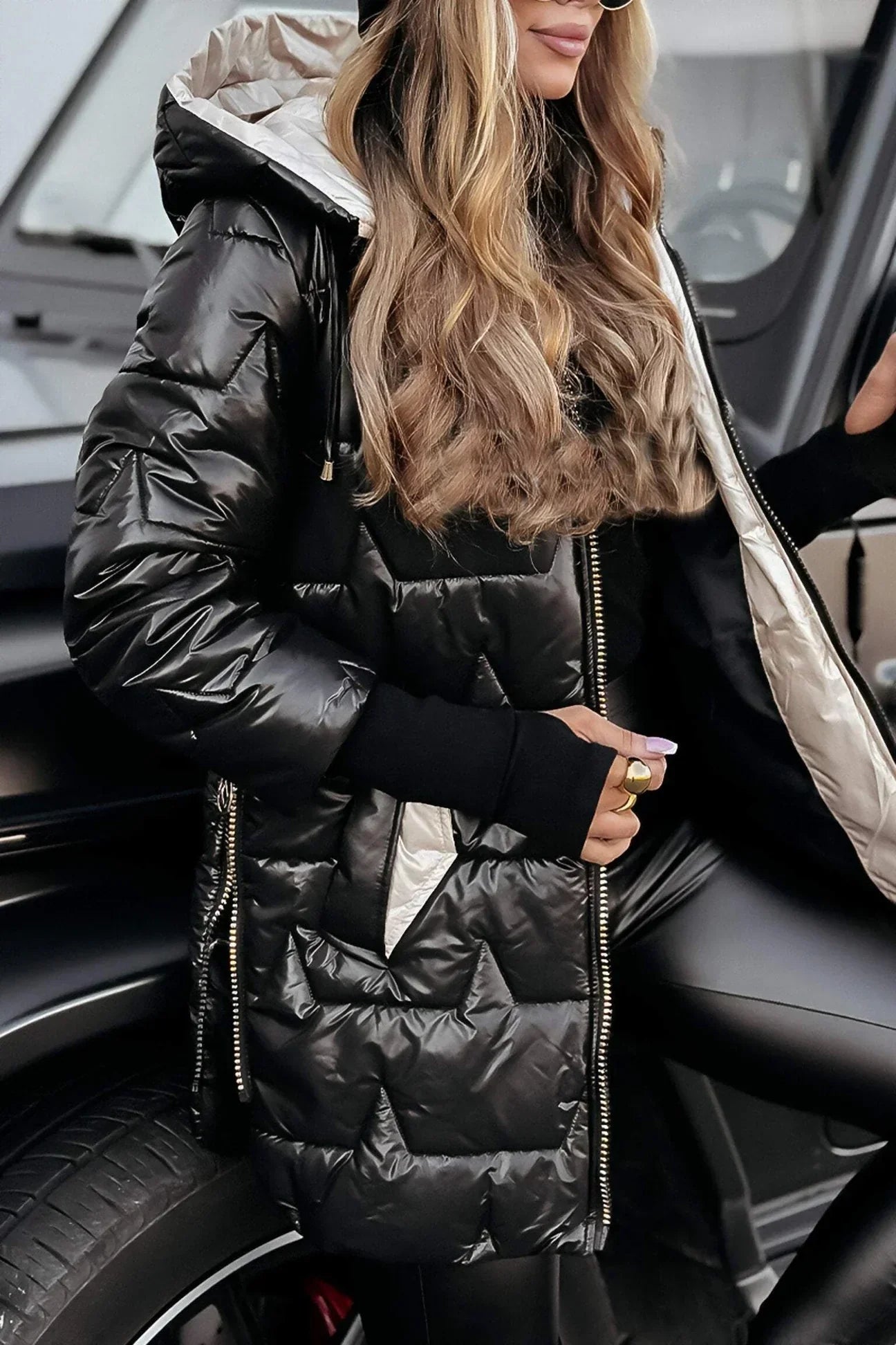 Nolwen™ | Elegant Winter Coat with Hood